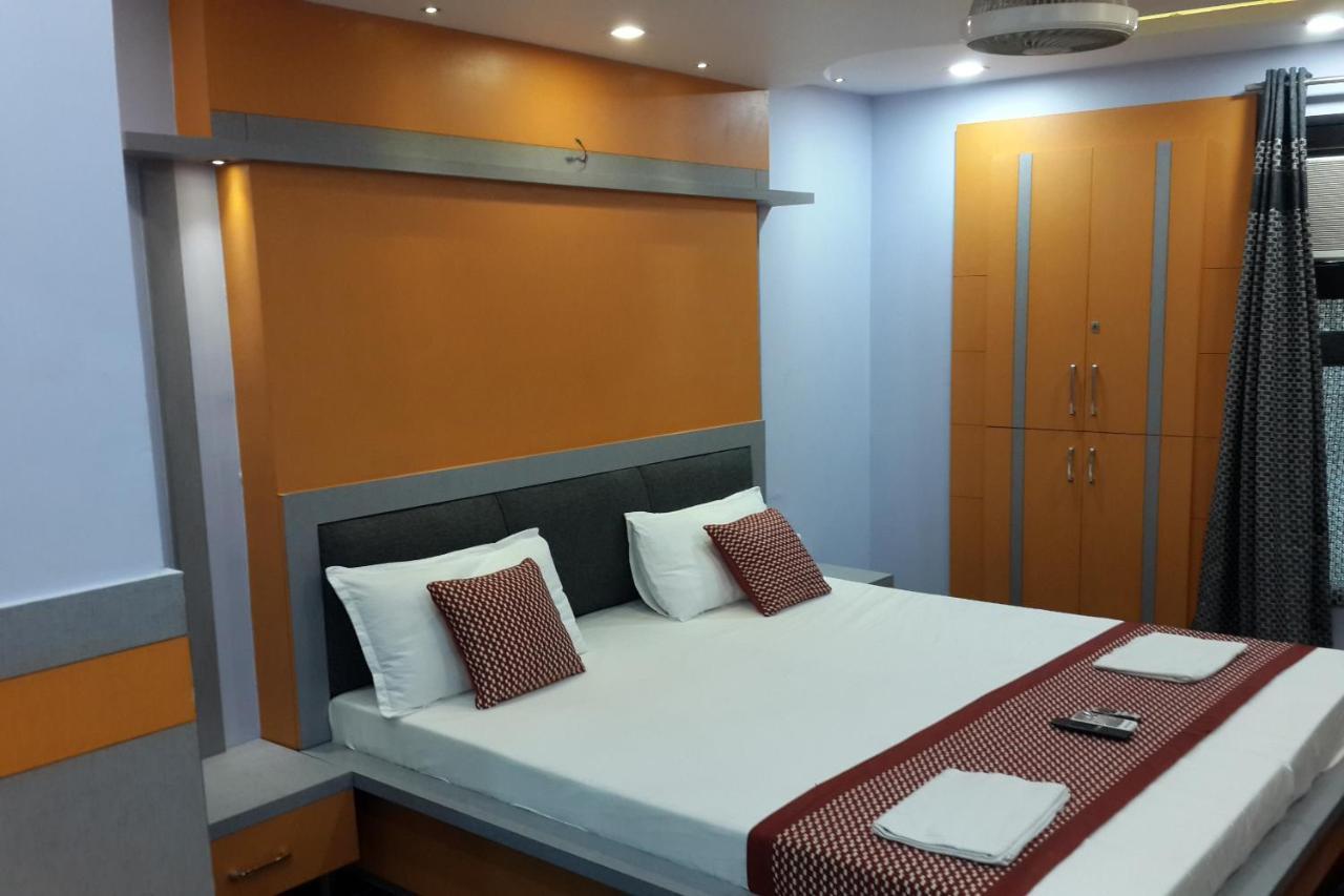Oyo 86669 Arnav Residency Hotel New Delhi Buitenkant foto