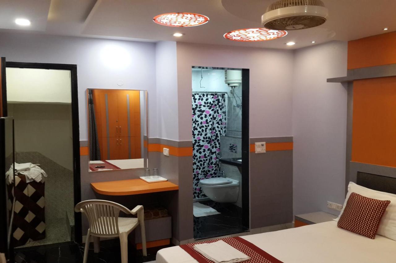 Oyo 86669 Arnav Residency Hotel New Delhi Buitenkant foto